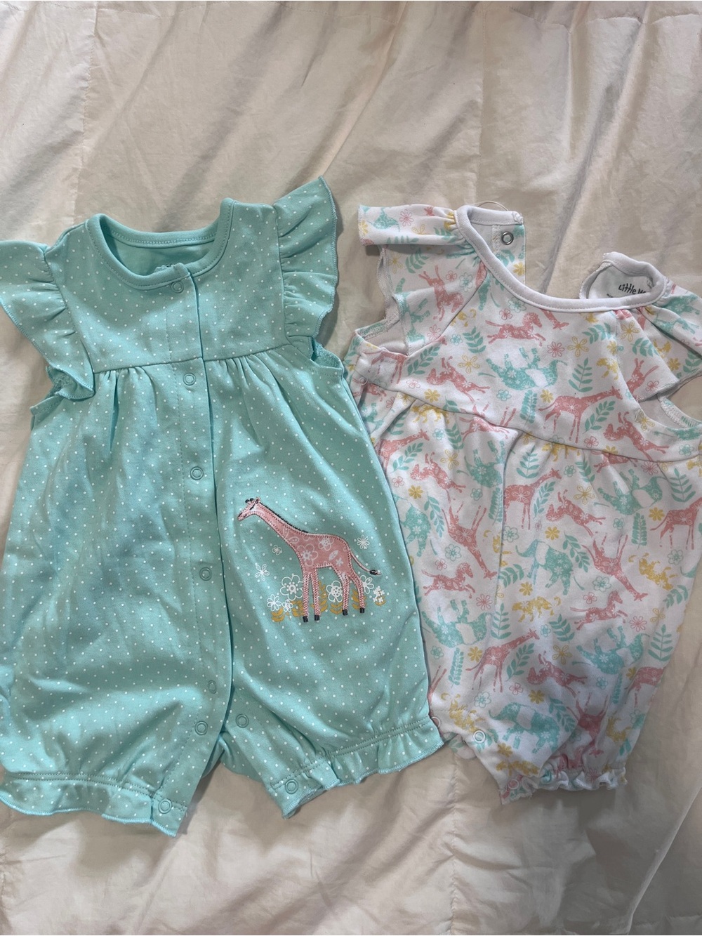 Little Me Giraffe Print Baby Romper Set: 6M